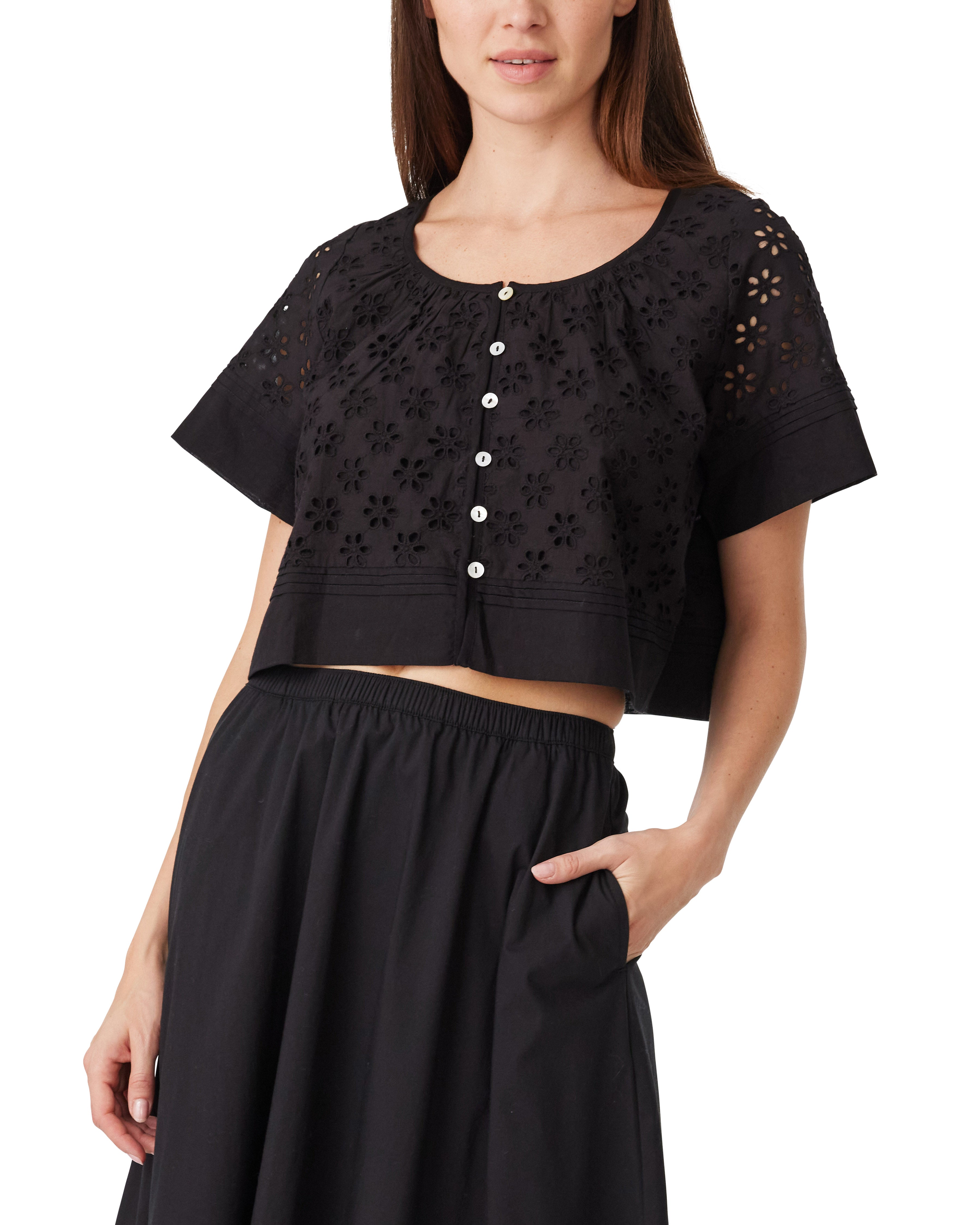 Embroidery Short Sleeve Top