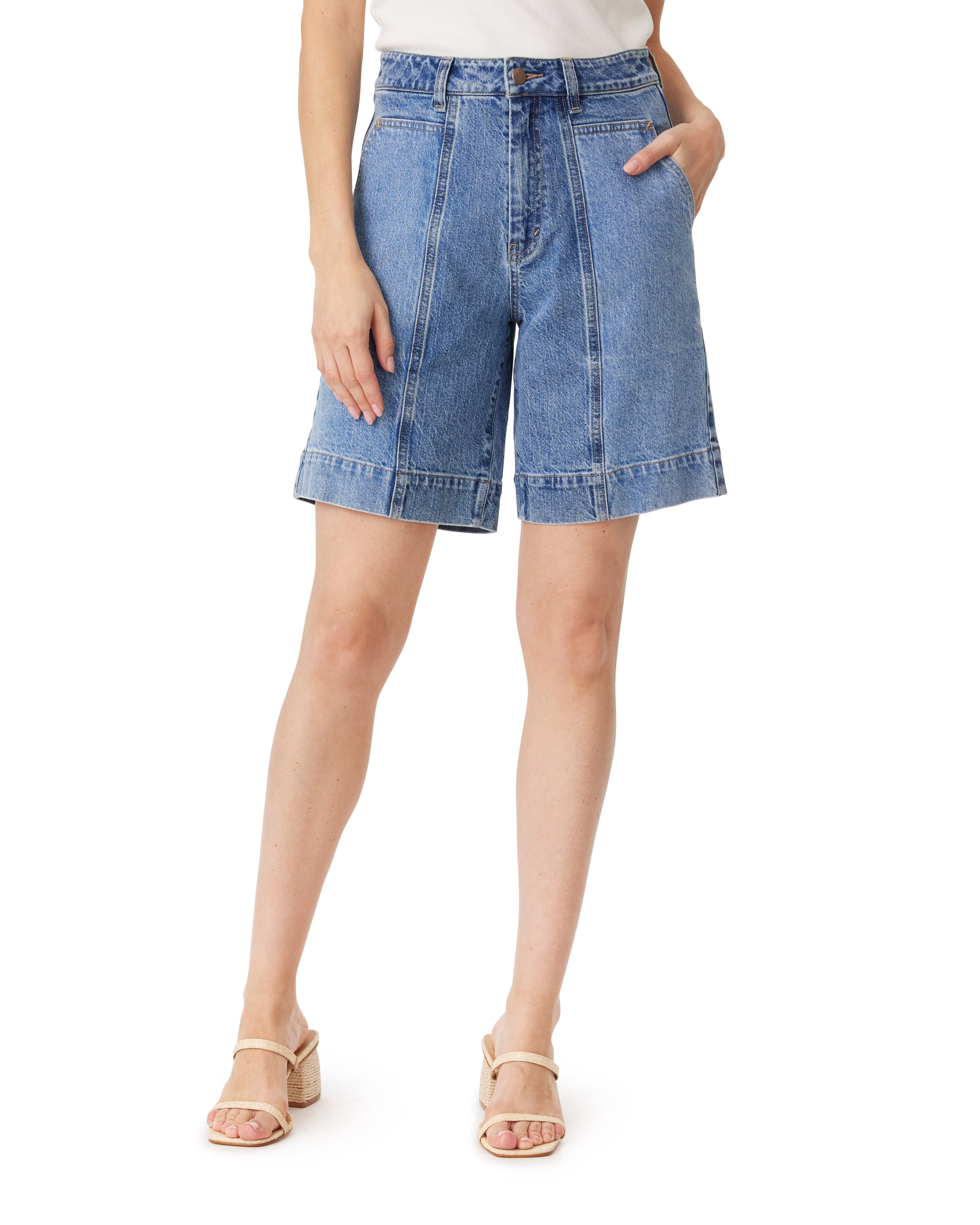 Patch Pocket Denim Girlfriend Short