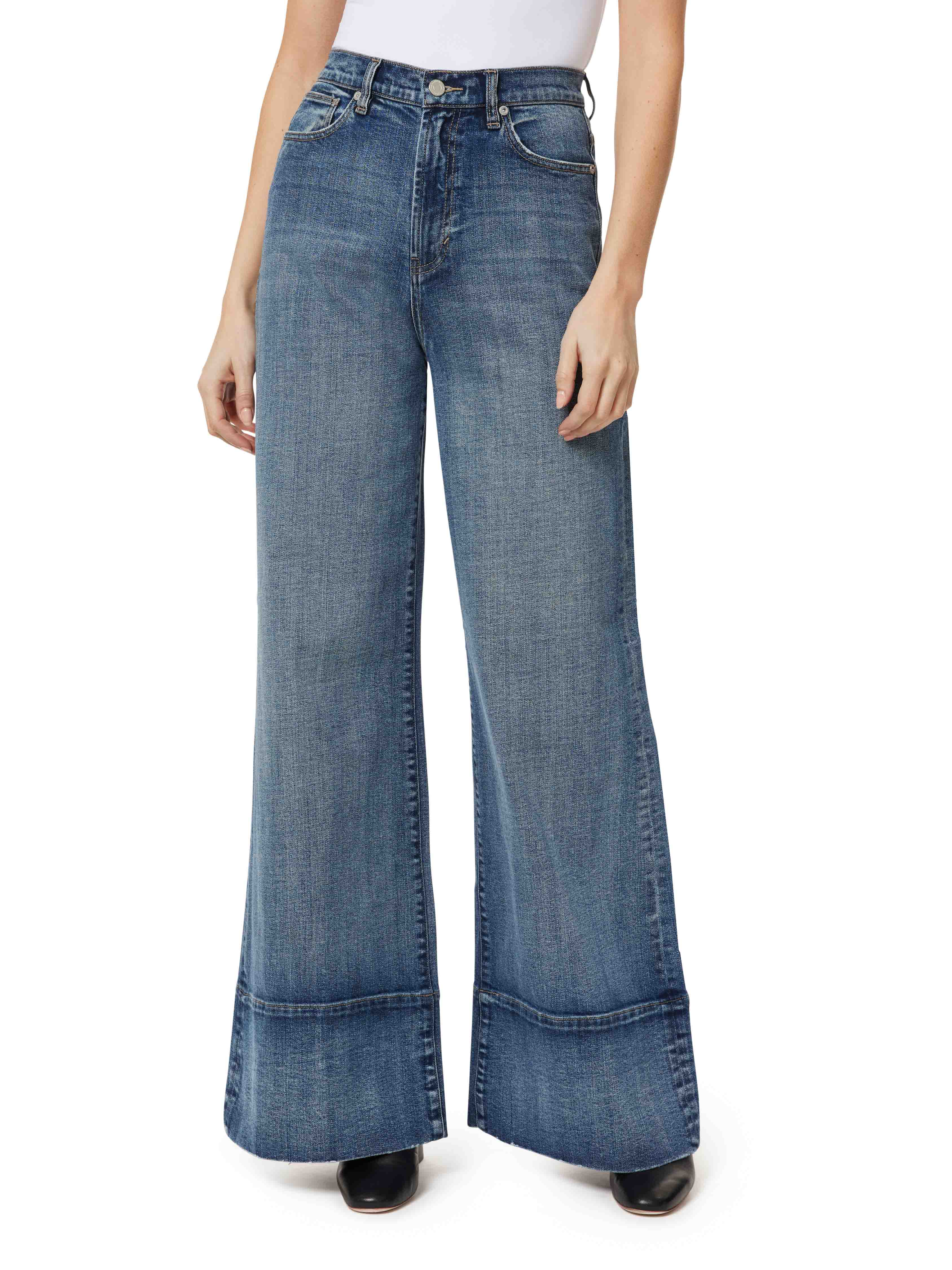 Emerson Relaxed Flare Jeans