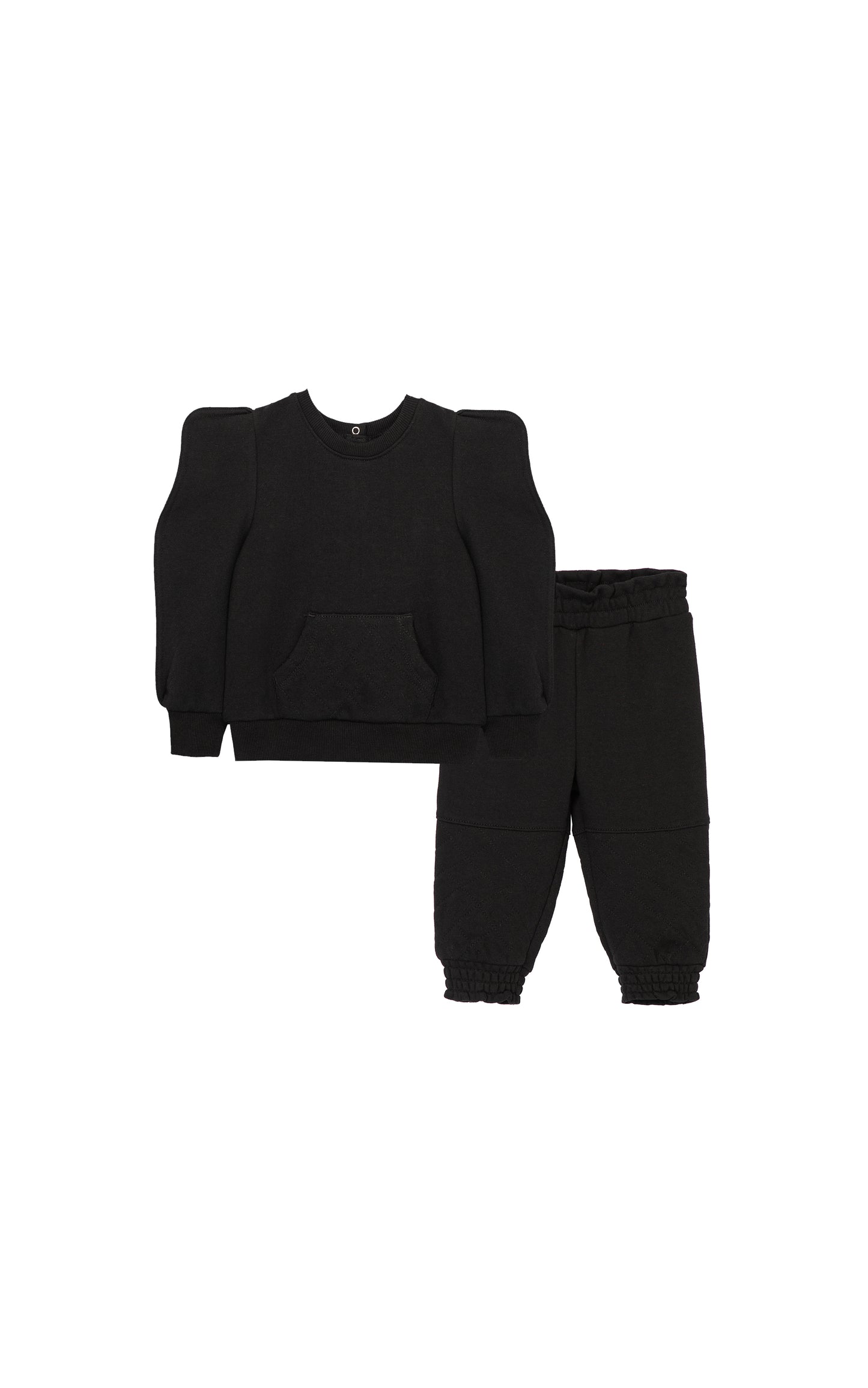 BLACK FRENCH TERRY TOP WITH WAVY SLEEVES AND QUILTED KANGAROO POCKET. PAIRED WITH A MATCHING PULL-ON JOGGER.